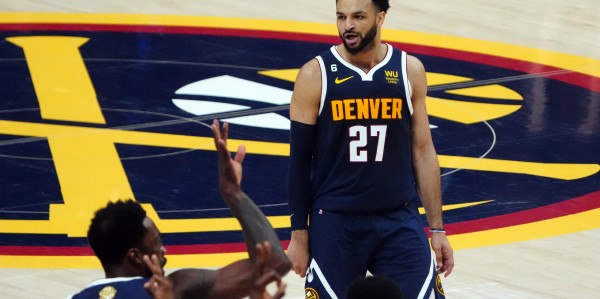 老哈达威：穆雷是联盟中最佳控卫 掘金因他赢下总冠军