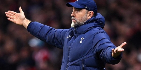 造孽！热刺22岁门将欧冠2度送礼16分钟被换下 本赛季英超0出场|金斯基|图多尔|托特纳姆热刺|维卡里奥|阿尔瓦_新浪新闻