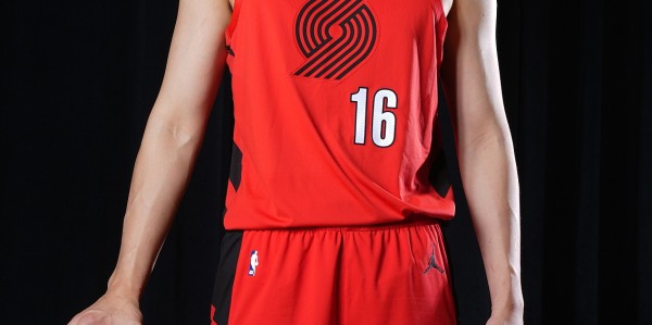 云开体育-拓记：克林根仍是中锋位置的最优选 罗威伤多&amp;amp;杨瀚森的篮板待考验