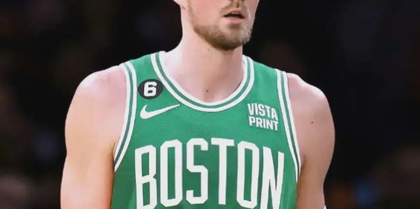 云开体育官网-恭喜勇士！恭喜库里！全明星中锋空降，内外兼修，西部格局变天|斯蒂芬·库里|克里斯塔普斯·波尔津吉斯|库明加|亚特兰大老鹰队|金州勇士队_新浪体育_新浪新闻