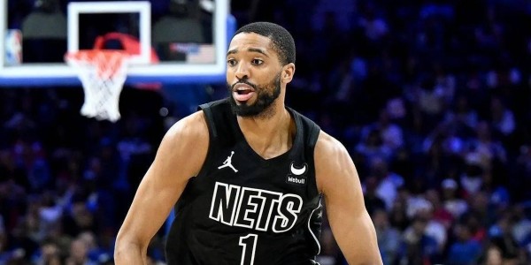 云开体育官网-顶级的管理层，仅用一个杜兰特，换来了19个选秀权，这队赚麻了！