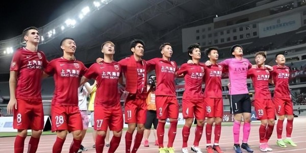 云开体育-意外！不是奥斯卡也不是胡尔克，最有可能二进宫回上港的外援是他