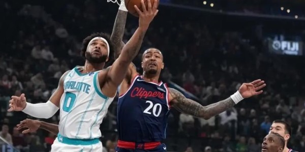 开云体育-快船117-109黄蜂！哈登看清现实，小卡表态成关键，一人早该重用